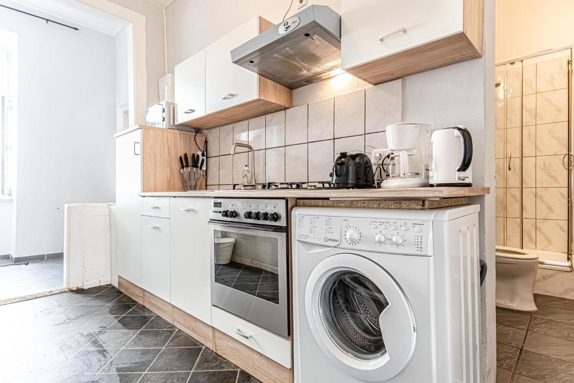 Budget-friendly 2br & 1lr, Delight * Wien