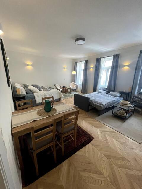 Apartment Altbautraum