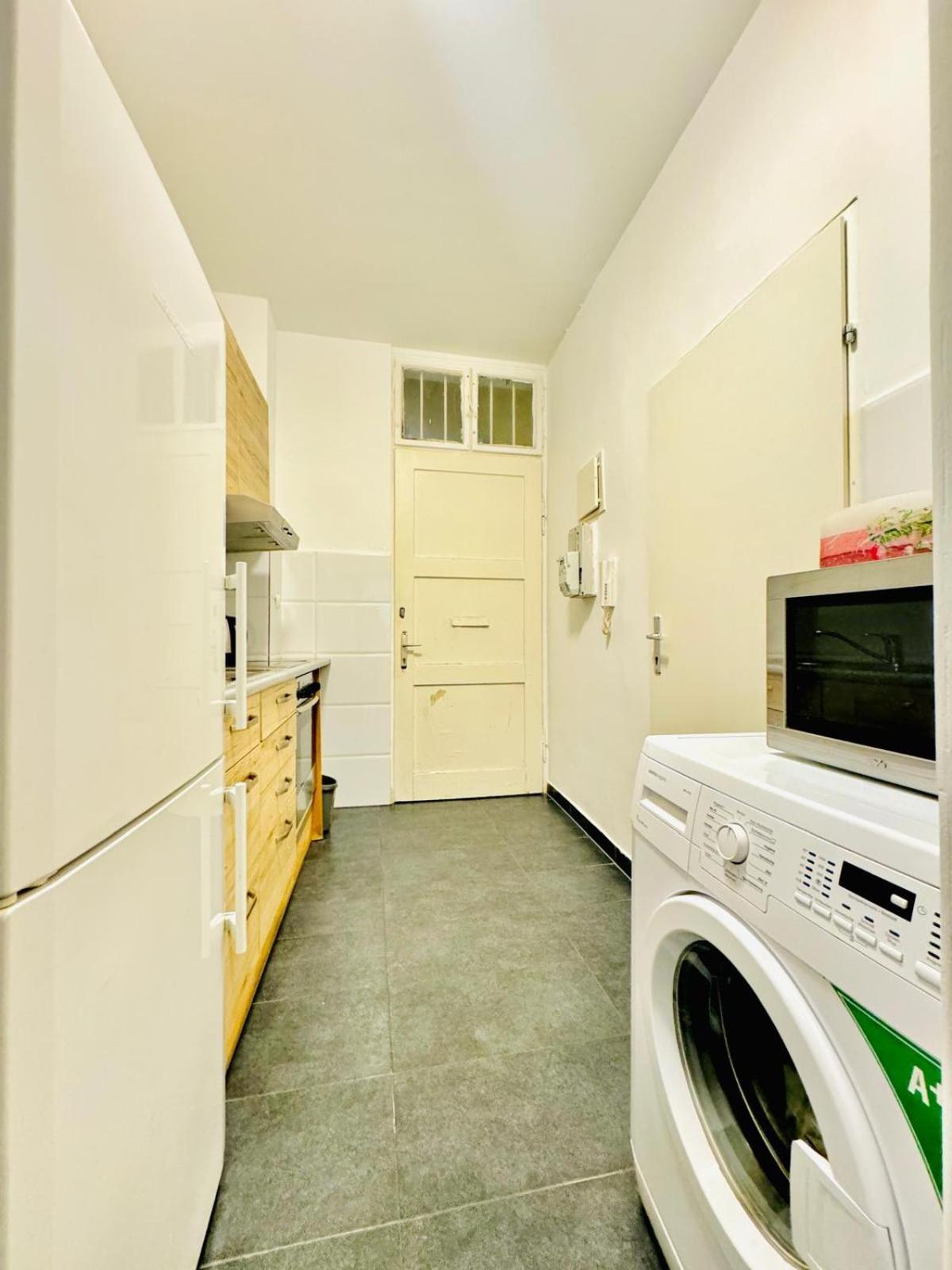 Amazing 2br Near Praterstern * Vienna