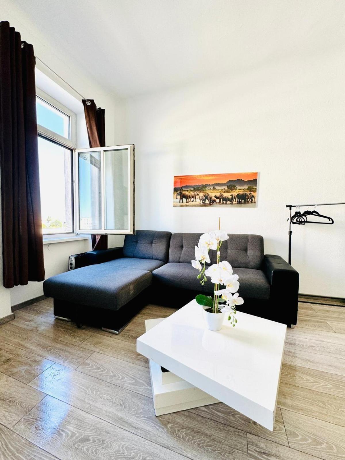 Apartment Comfy For Up To 3p, 10min To Fac Platz