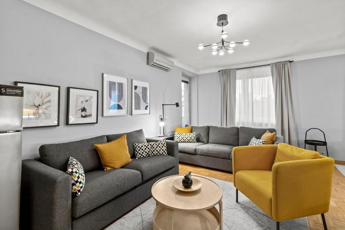 Great Public Transport I 80sqm I Loggia With A View Apartment Vienna