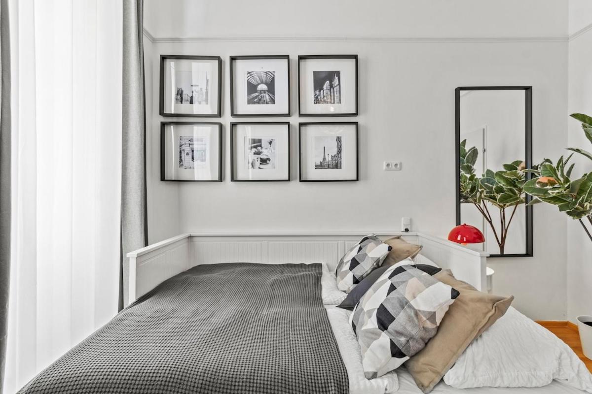 Apartment Augarten I 5 Min To Metro I 10 Min To Vienna