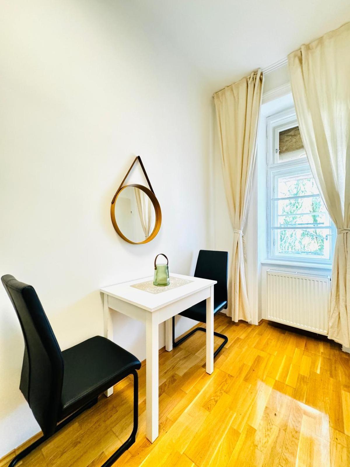 Apartment Comfy In A Shared Apartment, Only 17min Walk To Schoenbrunn *