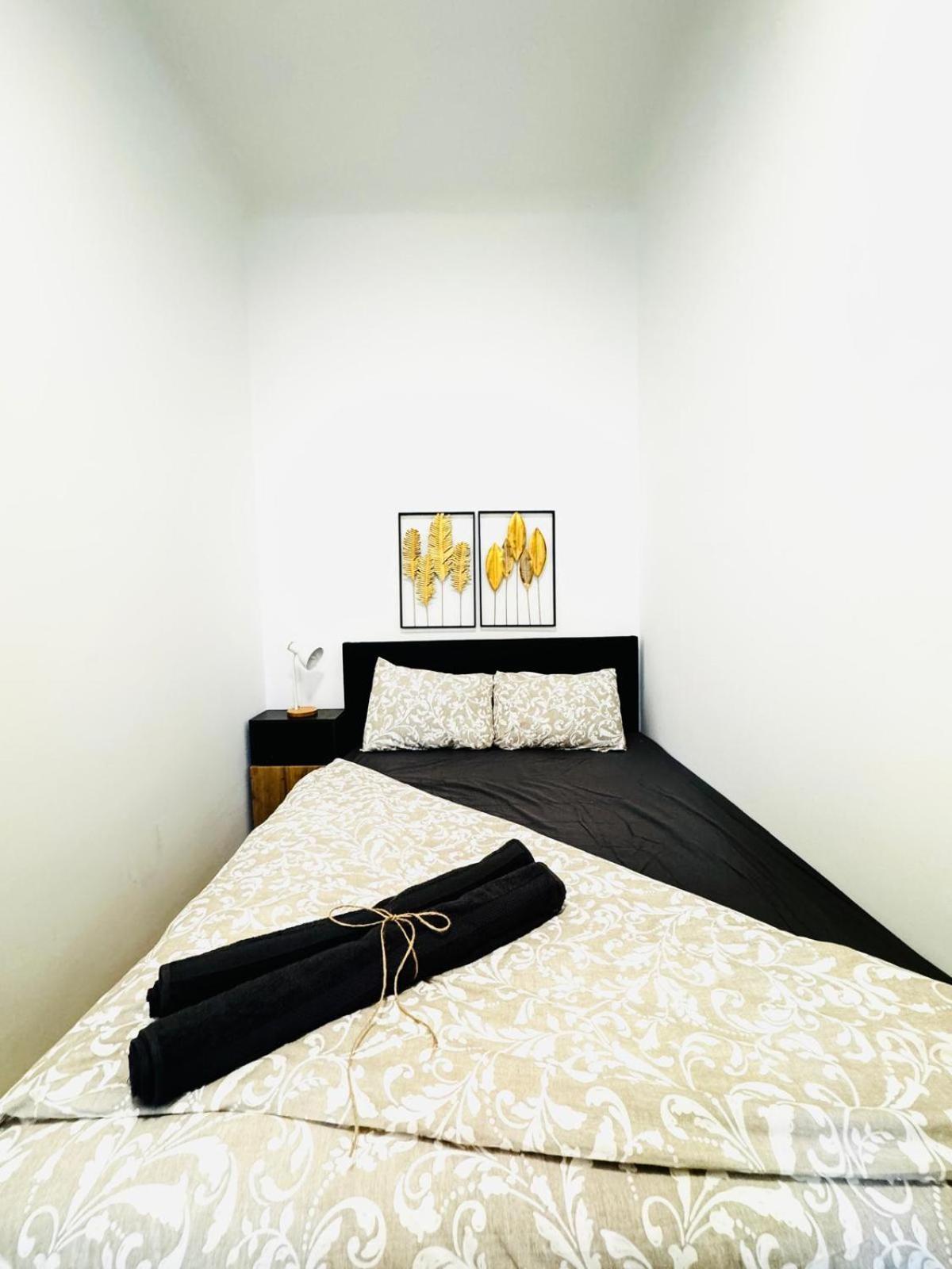Comfy In A Shared Apartment, Only 17min Walk To Schoenbrunn Vienna