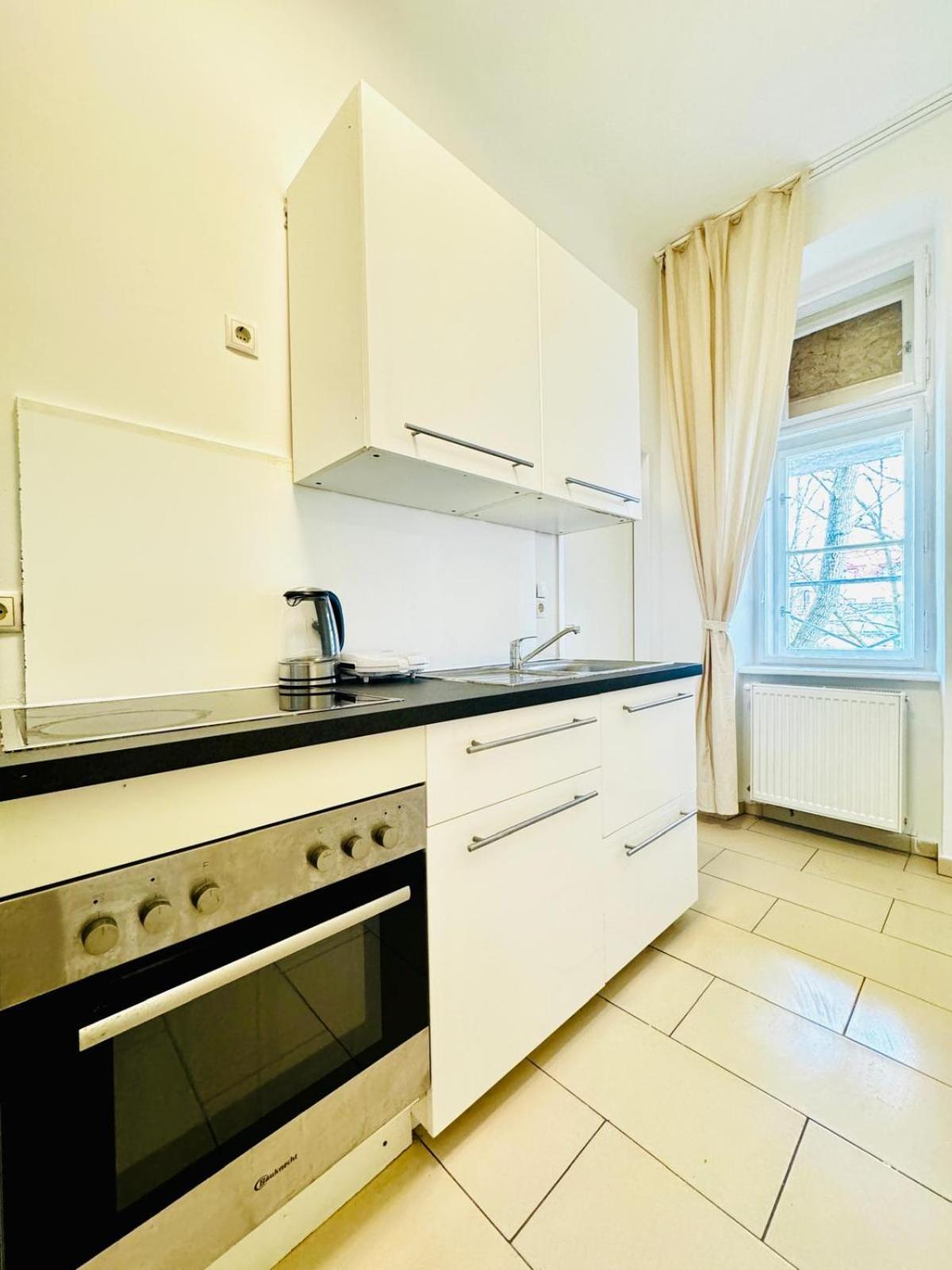 Apartment Comfy In A Shared Apartment, Only 17min Walk To Schoenbrunn *