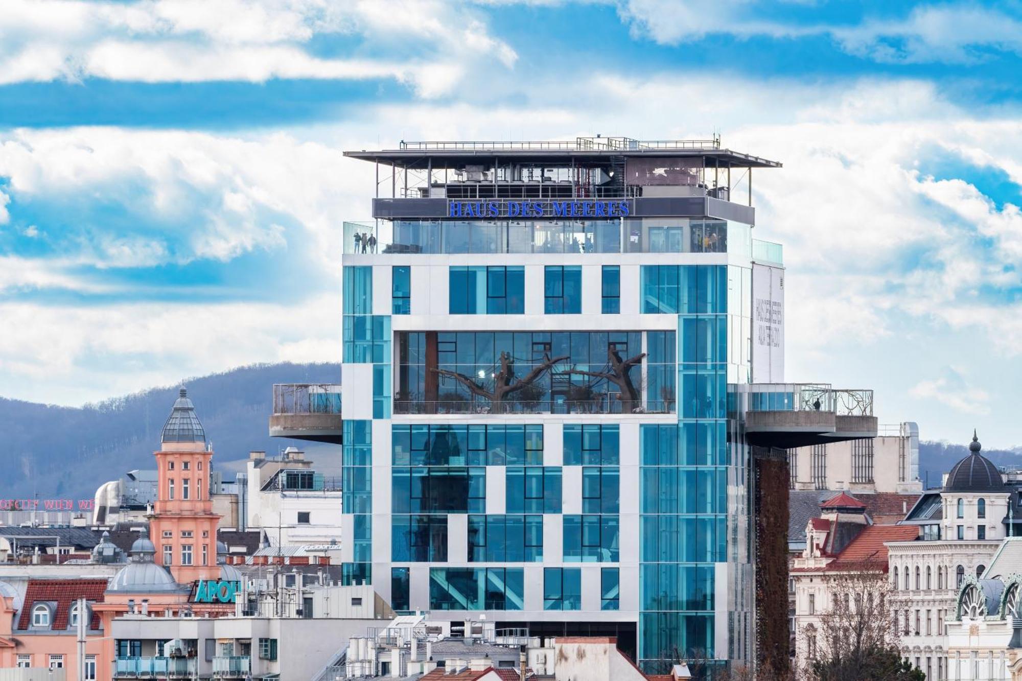 Continental Hotel-pension Bed & Breakfast 4*