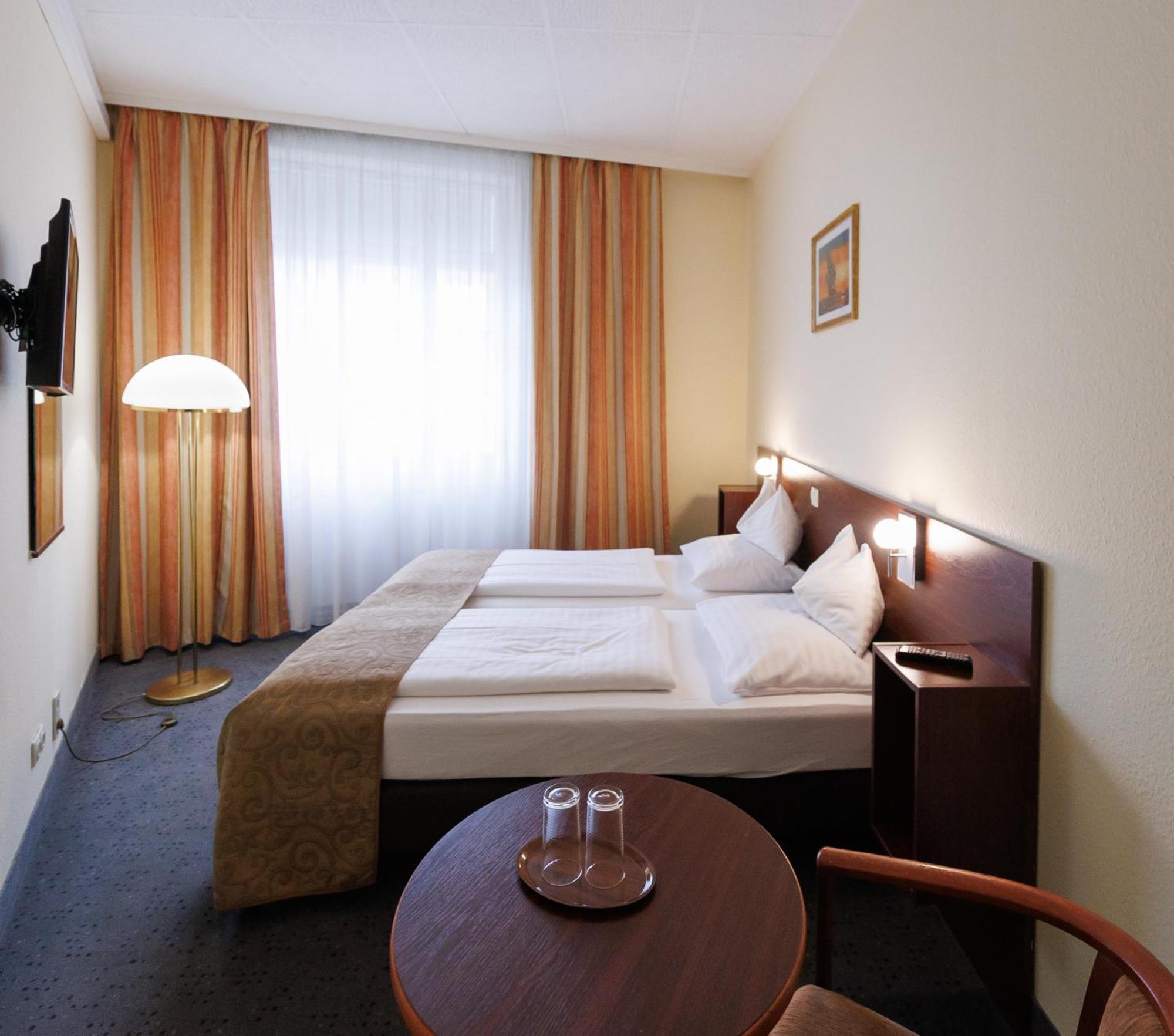 Continental Hotel-pension Bed & Breakfast Vienna