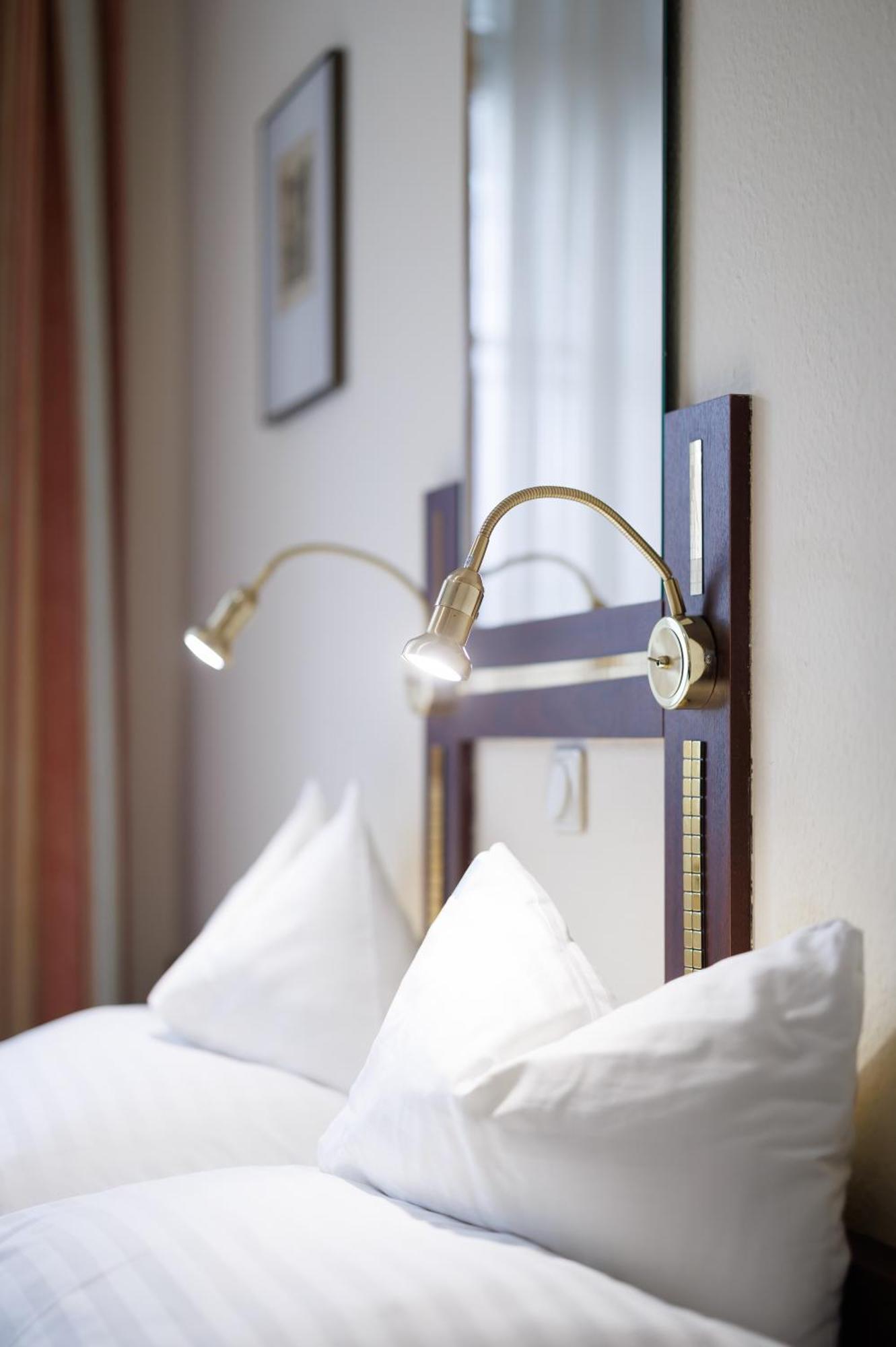 Bed & Breakfast Continental Hotel-pension 4*