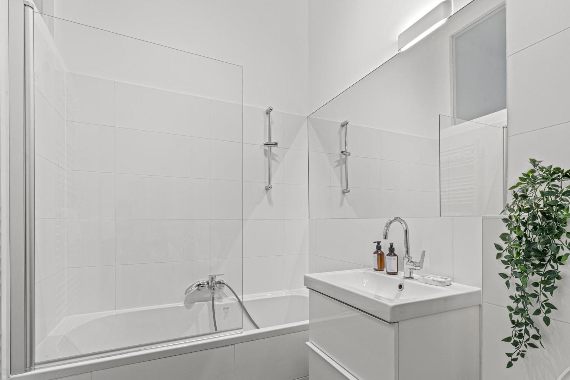 Cozy - 4 Min U6 Josefstaedterstrasse Vienna