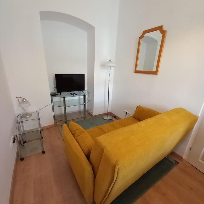 Apartment Altbauwohnung Neu Saniert - Fuer Familien Geeignet Vienna