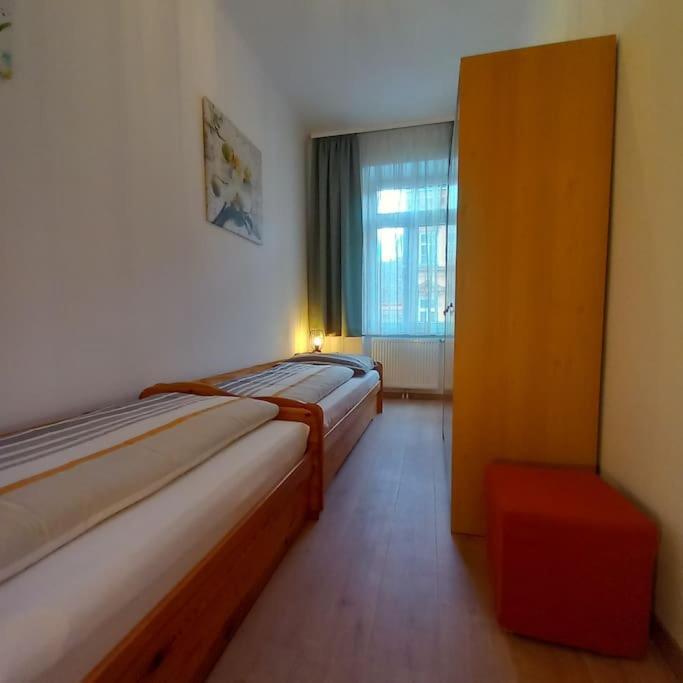 Altbauwohnung Neu Saniert - Fuer Familien Geeignet Apartment Vienna