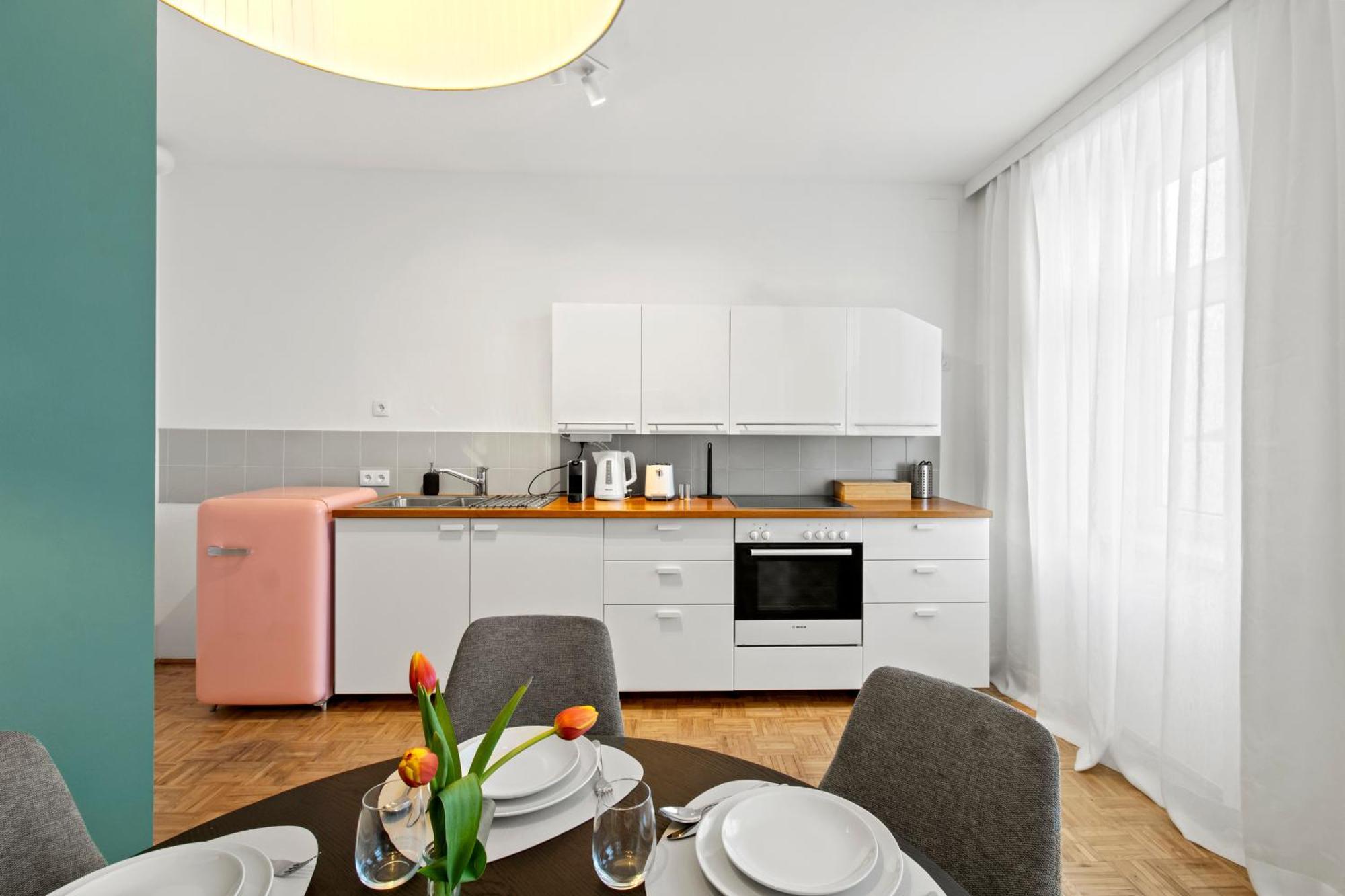 Cozy Living Highclass - Parkplatz Inklusive Apartment Vienna