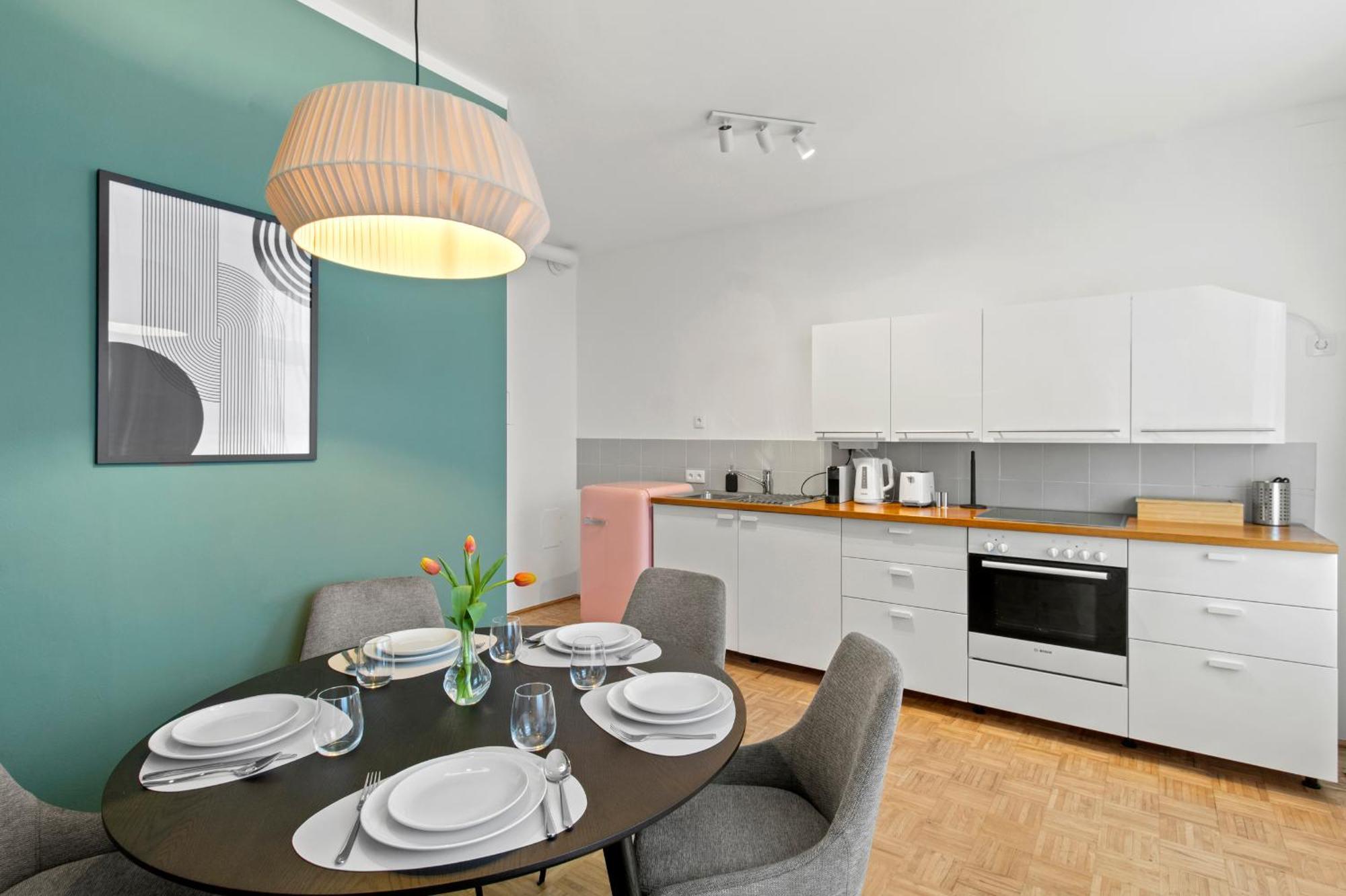 Cozy Living Highclass - Parkplatz Inklusive Apartment