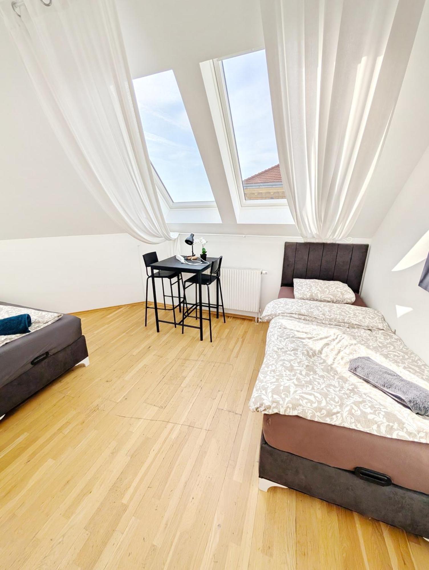 Homestay Charming At Maerzstrasse Close To Attractions Mz49 Vienna