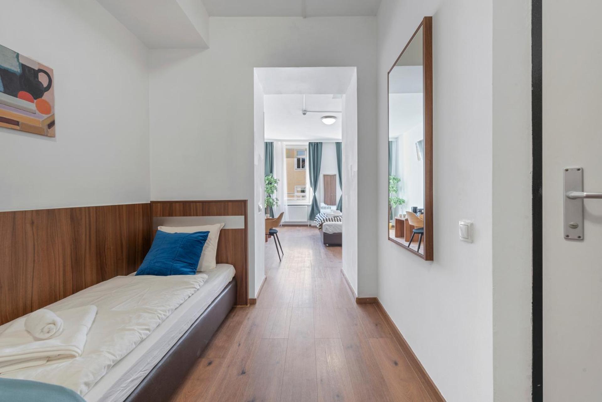 K22 Smart Hotel *