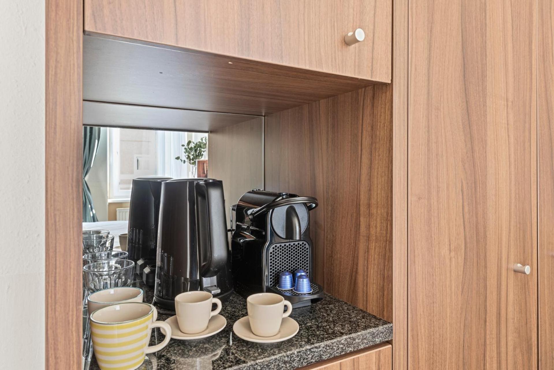 K22 Smart Hotel *