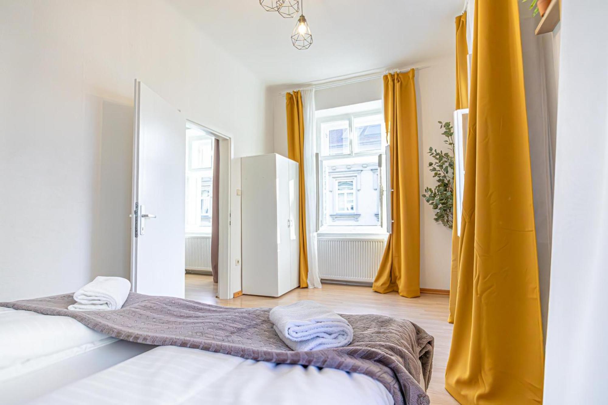 Modern 2-bedroom For 5 In Prime Location Apartment *