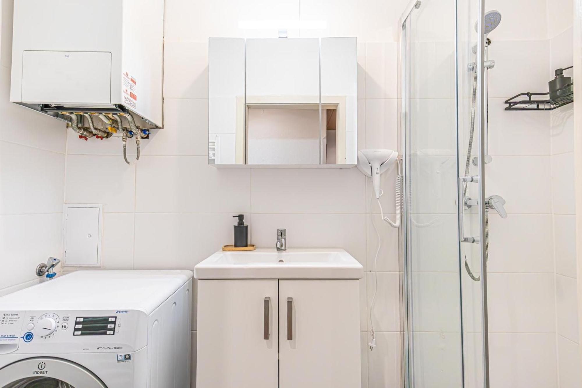 Modern 2-bedroom For 5 In Prime Location Apartment Vienna