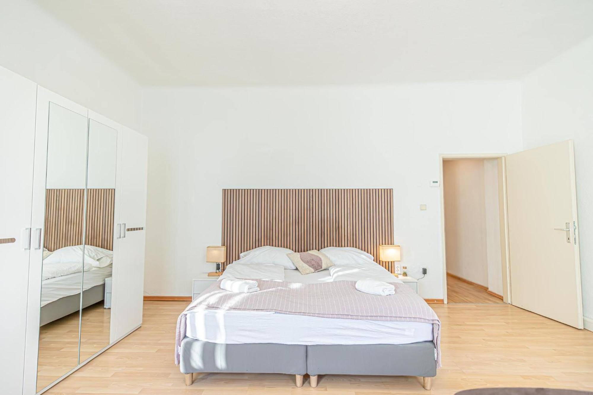 Modern 2-bedroom For 5 In Prime Location