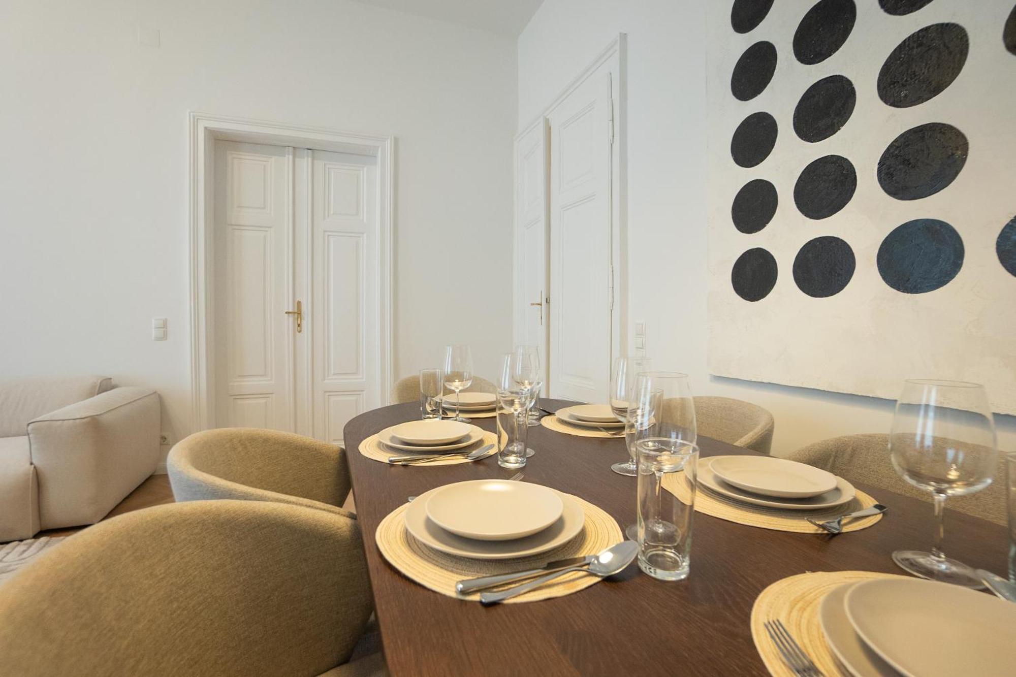 Chic & Cozy 104m2 Flat, Walk To Attractions Apartment Vienna