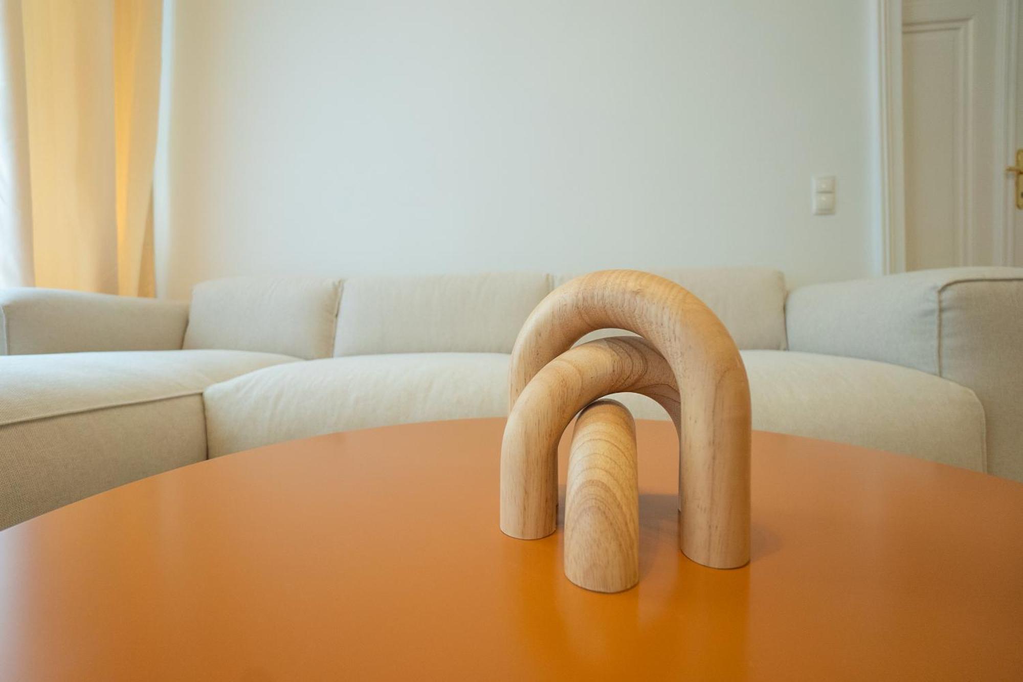 Chic & Cozy 104m2 Flat, Walk To Attractions *
