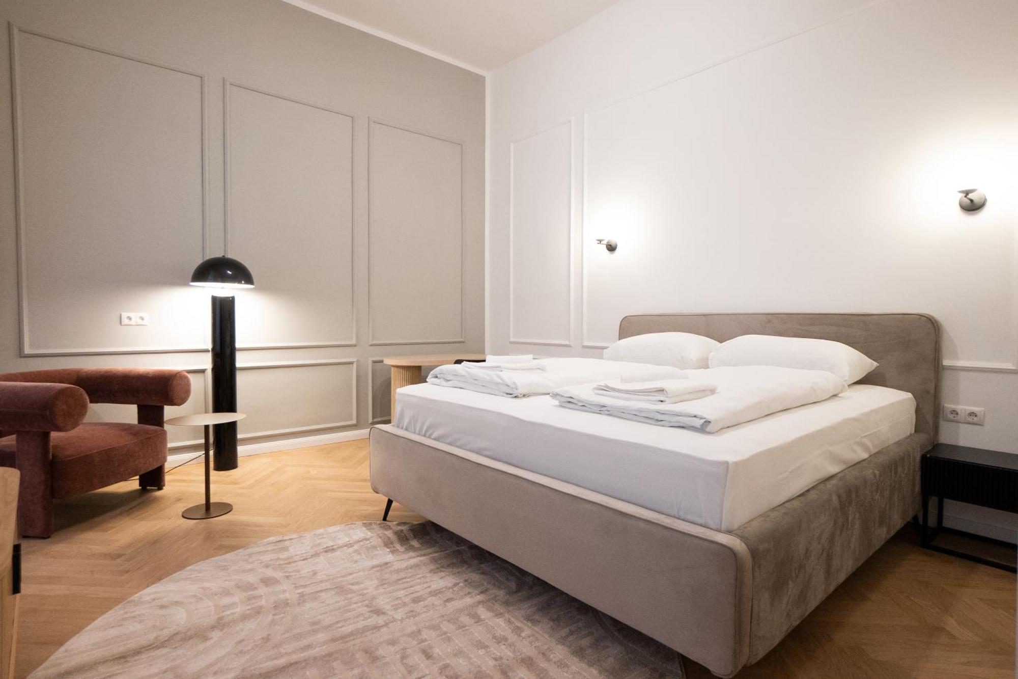 Apartment Chic & Cozy 104m2 Flat, Walk To Attractions