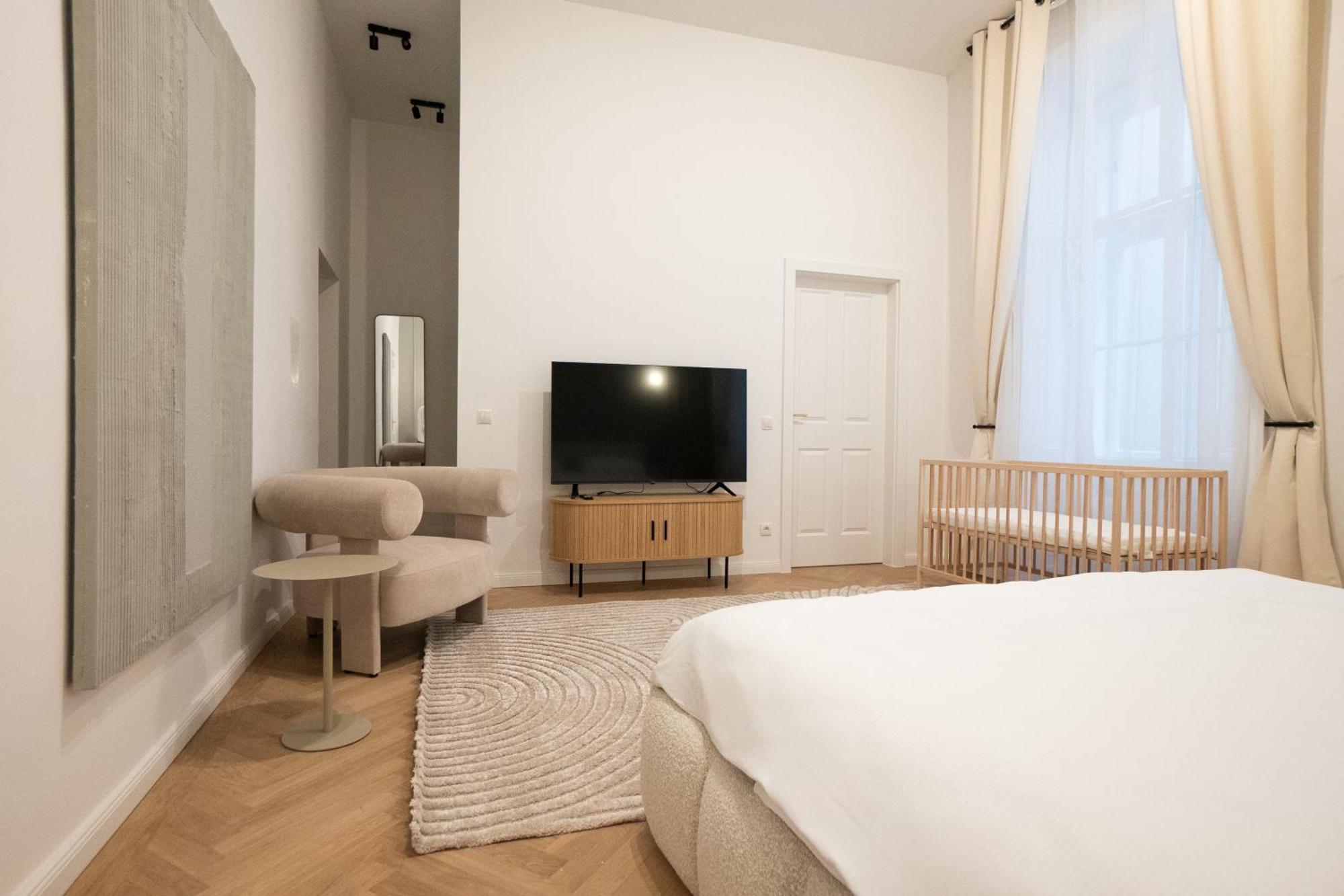 Stylish & Modern 90m2 Flat In Prime Location Apartment Vienna