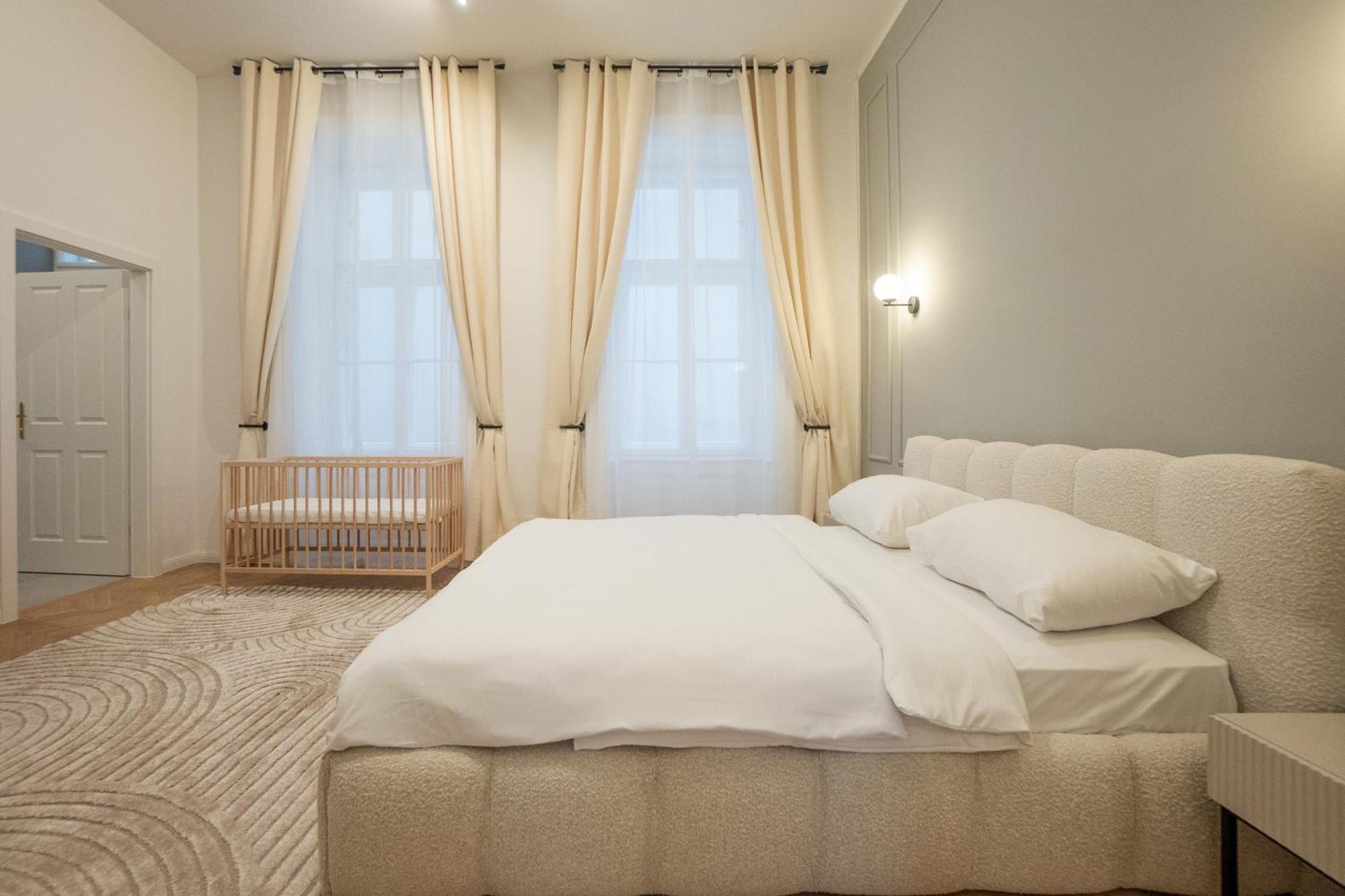 Stylish & Modern 90m2 Flat In Prime Location *