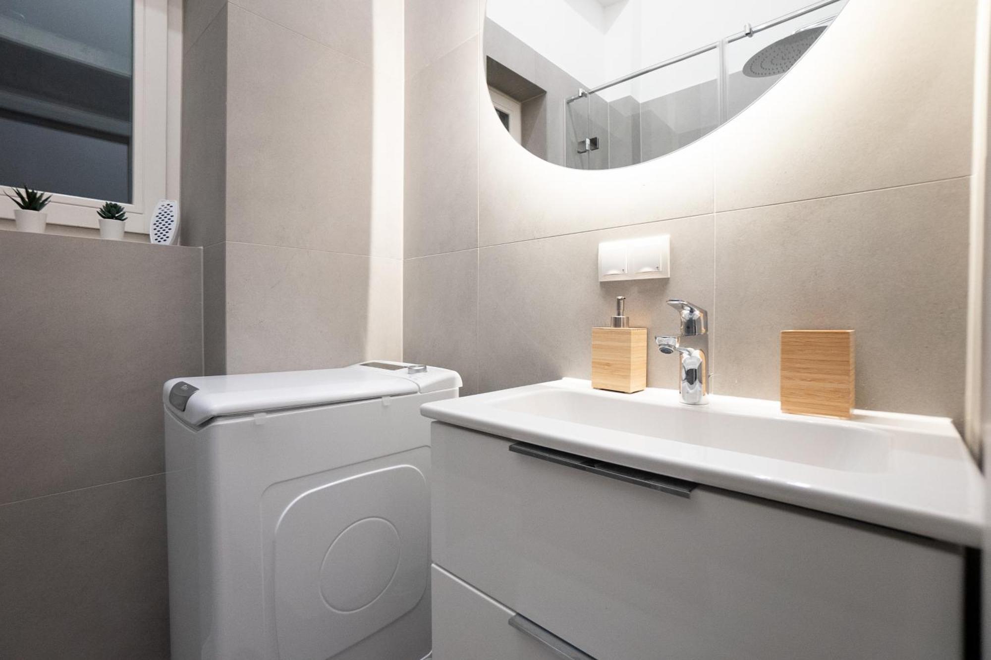 Stylish & Modern 90m2 Flat In Prime Location * Vienna