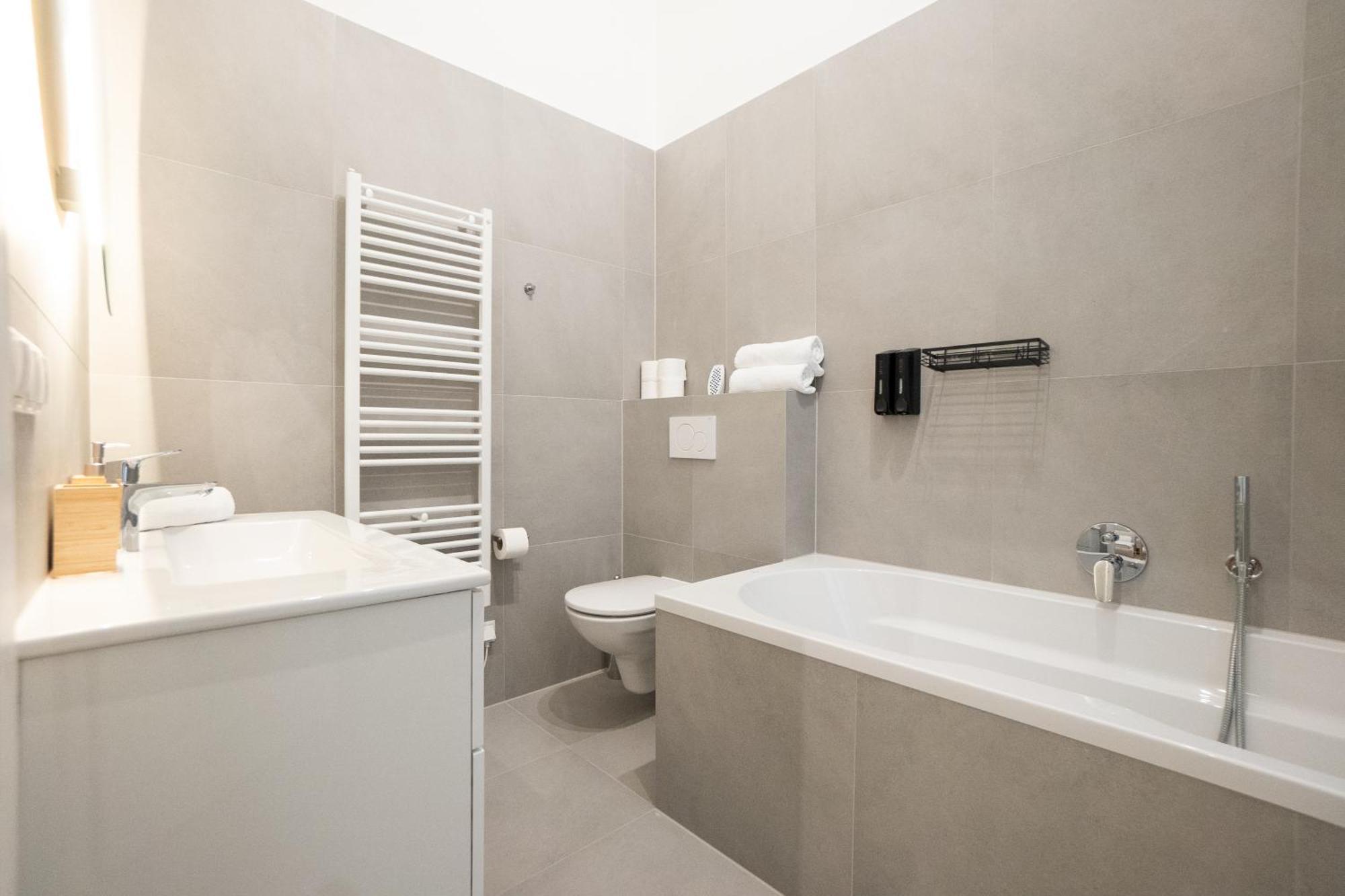 Stylish & Modern 90m2 Flat In Prime Location Vienna