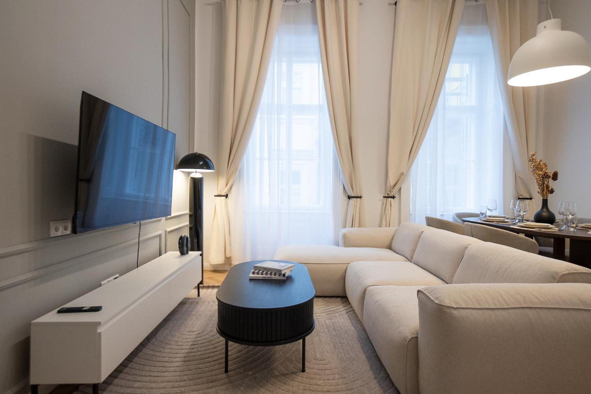 Stylish & Modern 90m2 Flat In Prime Location Apartment Vienna