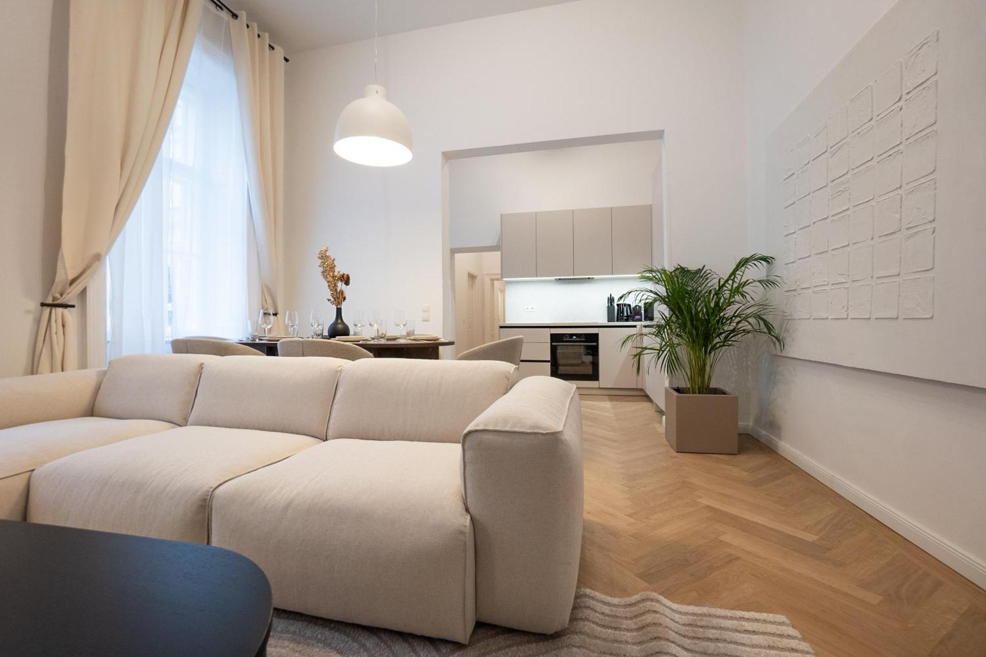 Stylish & Modern 90m2 Flat In Prime Location