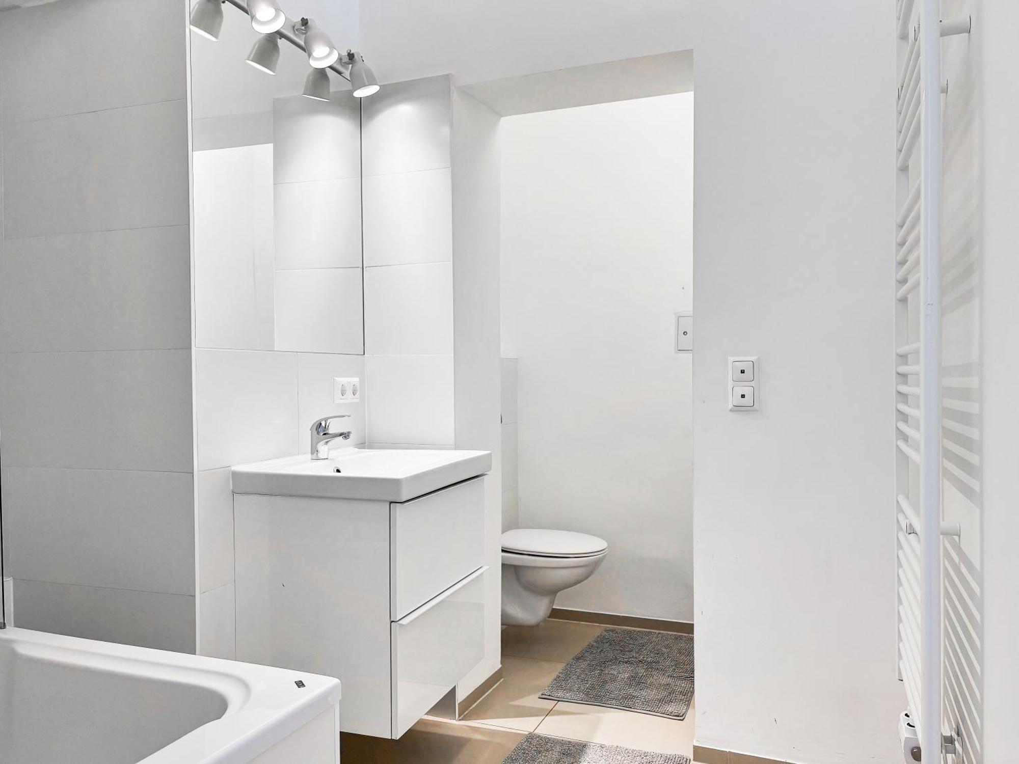 Chic 1-br - Perfect Location Apartment