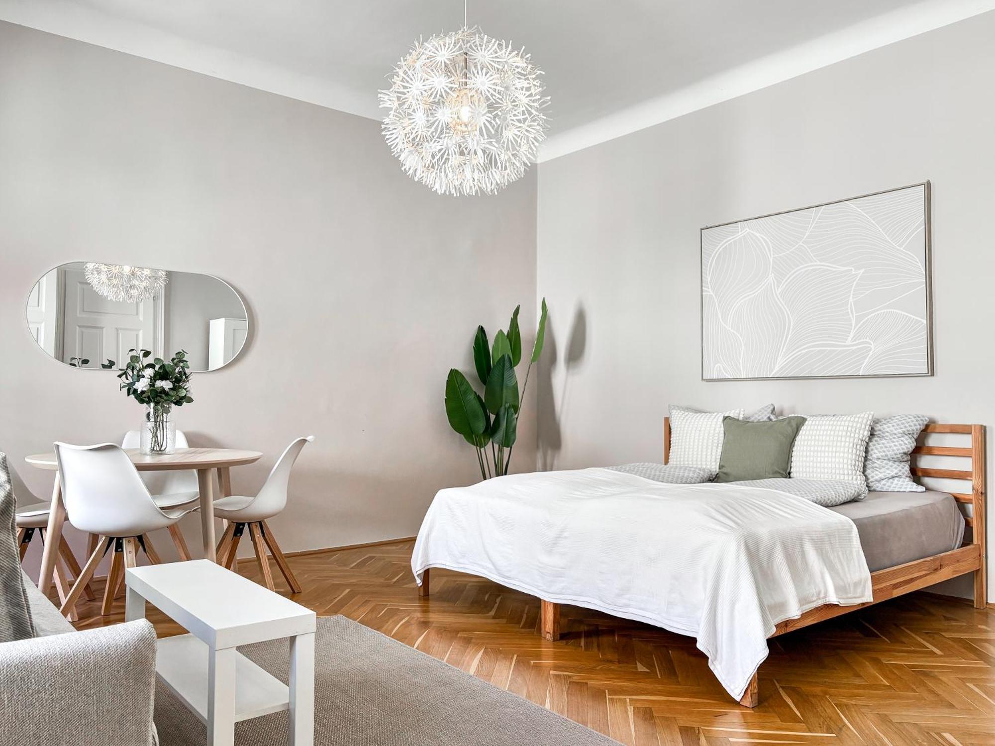 Apartment Chic 1-br - Perfect Location *