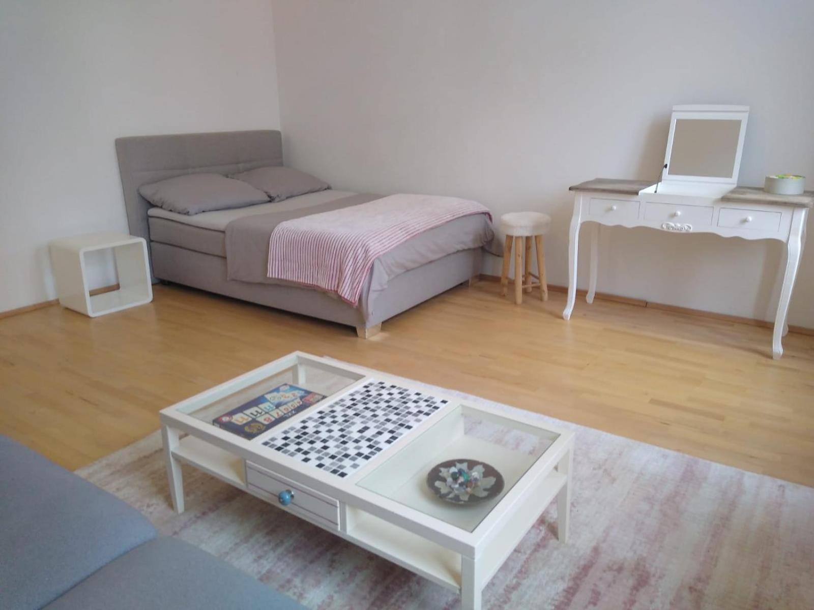 Apartment With 2 Bedrooms And A Small Living Vienna
