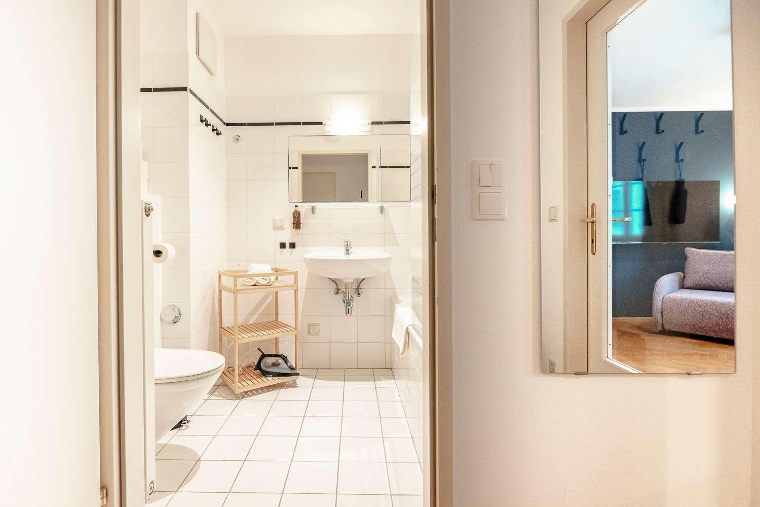 Roomy For 2 - 4 In Hip Area & Free Parking * Vienna