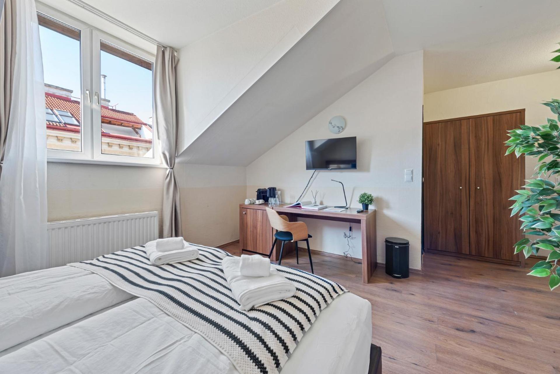 K22 Smart Hotel *