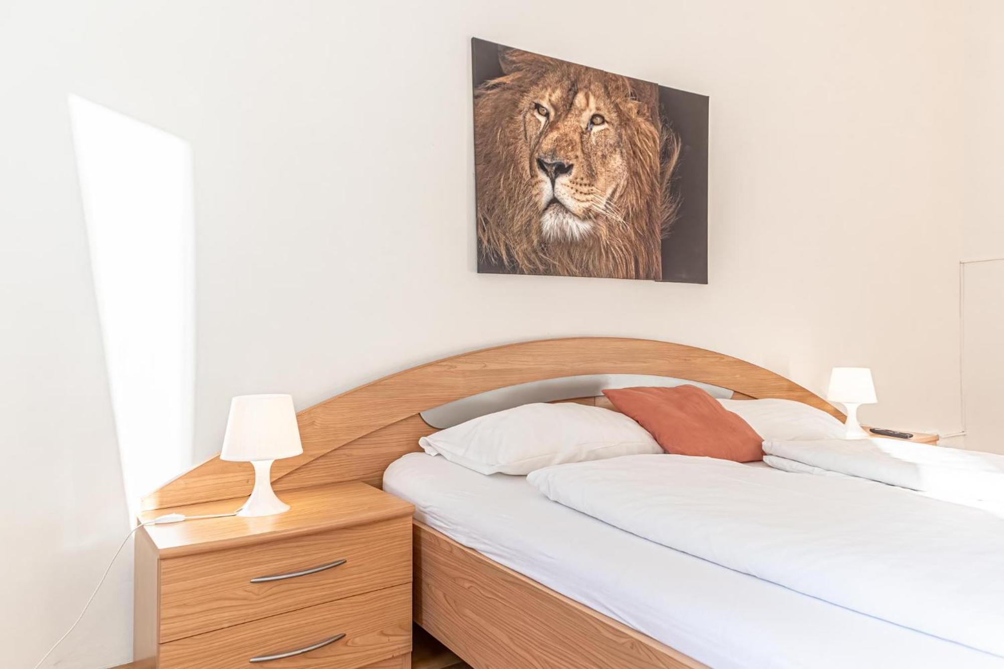 Comfortable 3br Next To Belvedere, Ideal For Long Apartment Wien