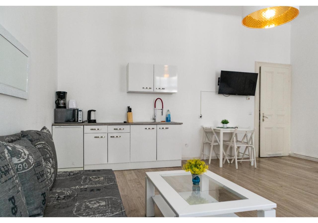 4 Stylish Suitable For Long * Vienna