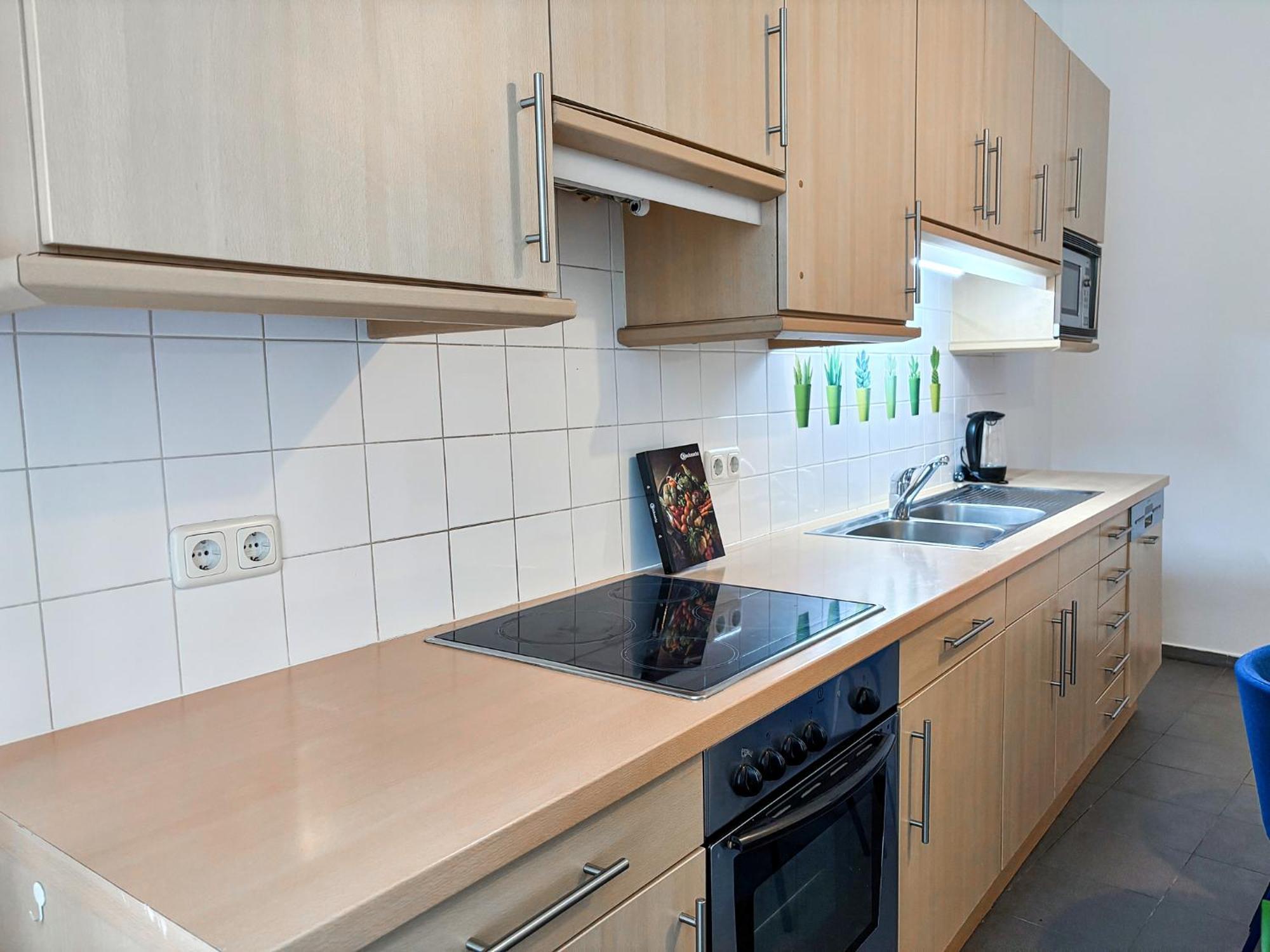 Close To Augarten I 5 Minutes To Metro, Bus And Train I Wifi I Very Apartment Vienna