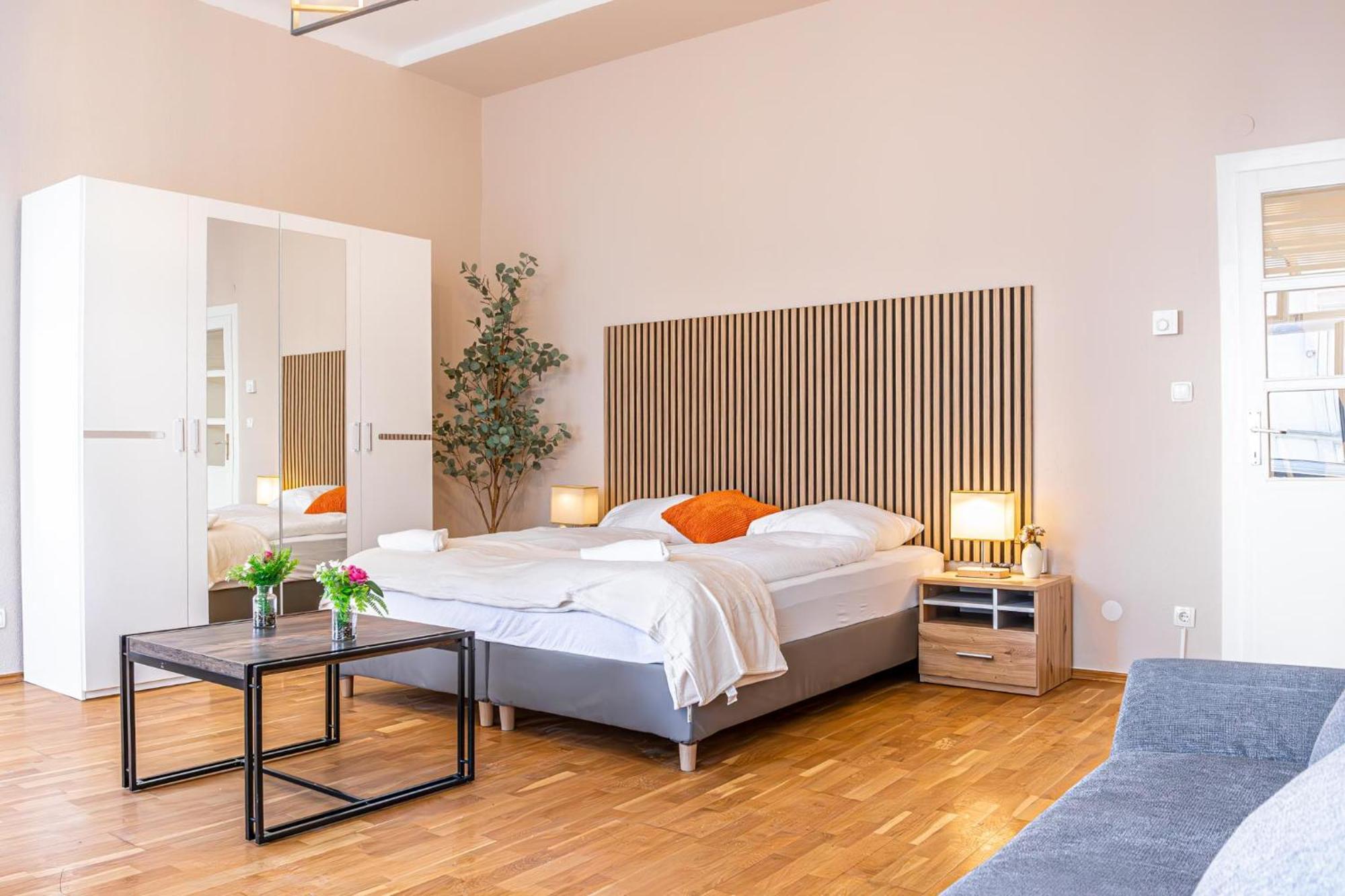 Charming 2br Aprtment Near Tourist Attractions