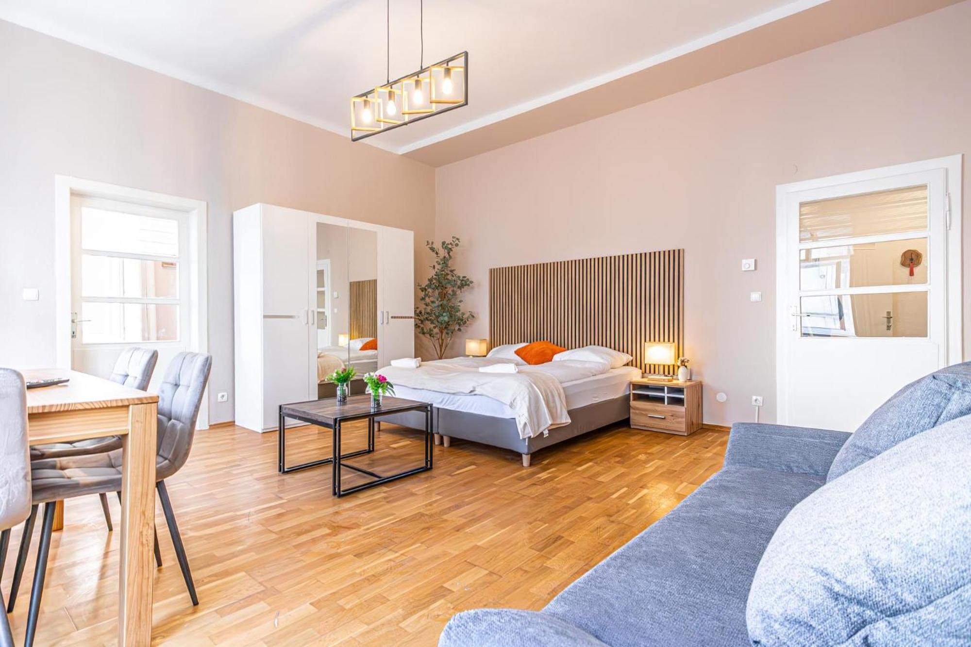 Charming 2br Aprtment Near Tourist Attractions * Vienna