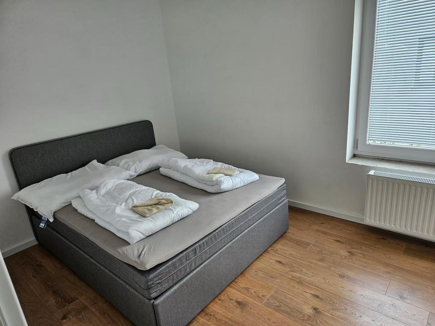 Apartment 10 Minutes To S-bahn I Garden Option I Wifi *