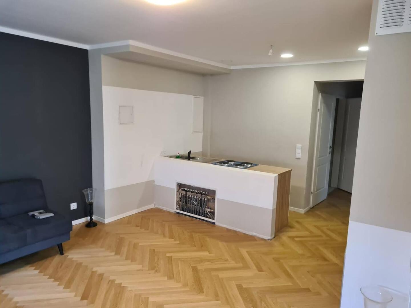 10 Minutes To S-bahn I Garden Option I Wifi Apartment Vienna