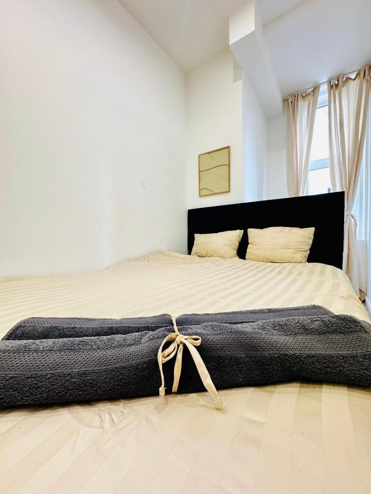 Apartment Elegant 5-br Ideal For Groups & Families *