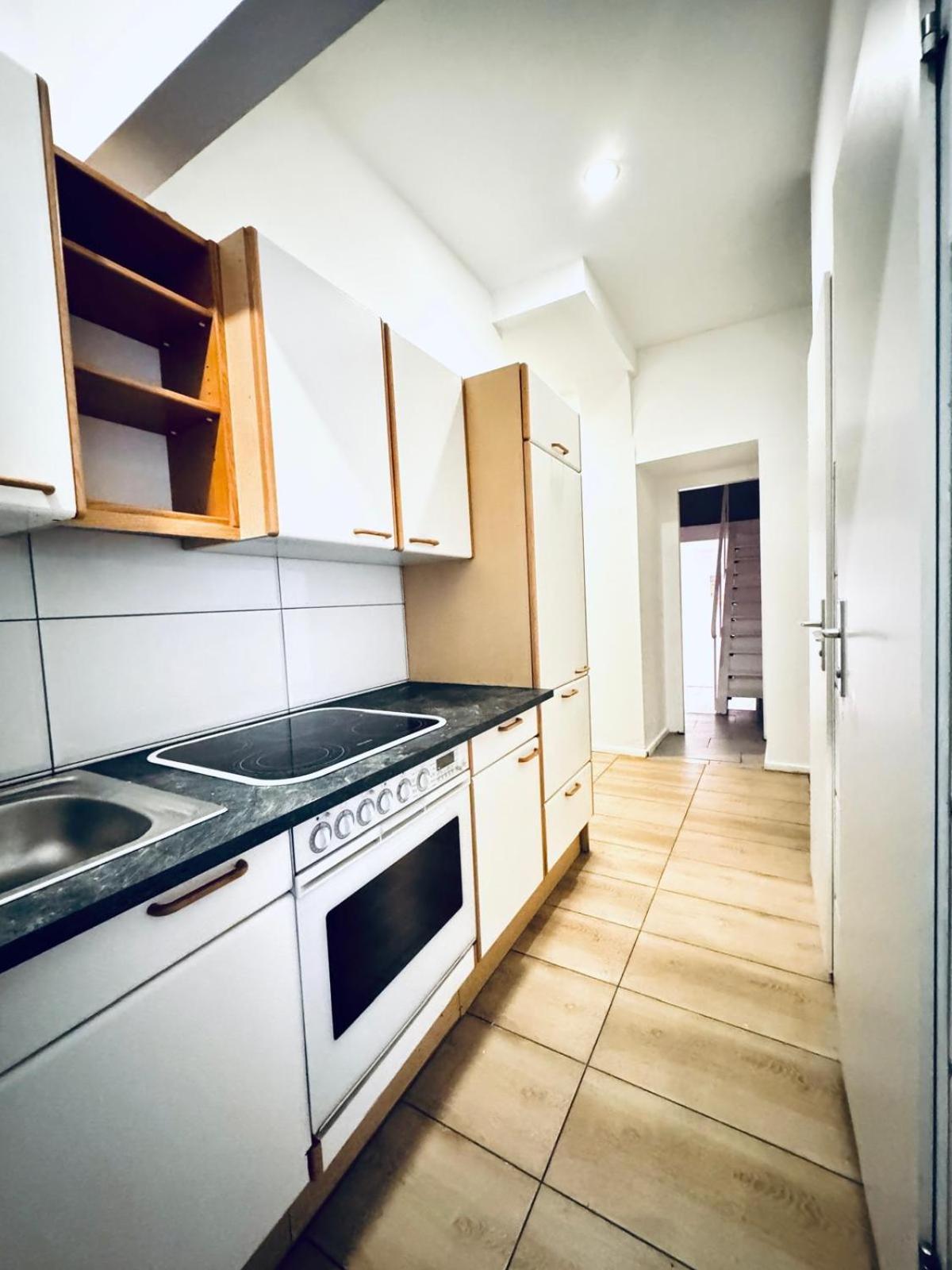 Elegant 5-br Ideal For Groups & Families Apartment *