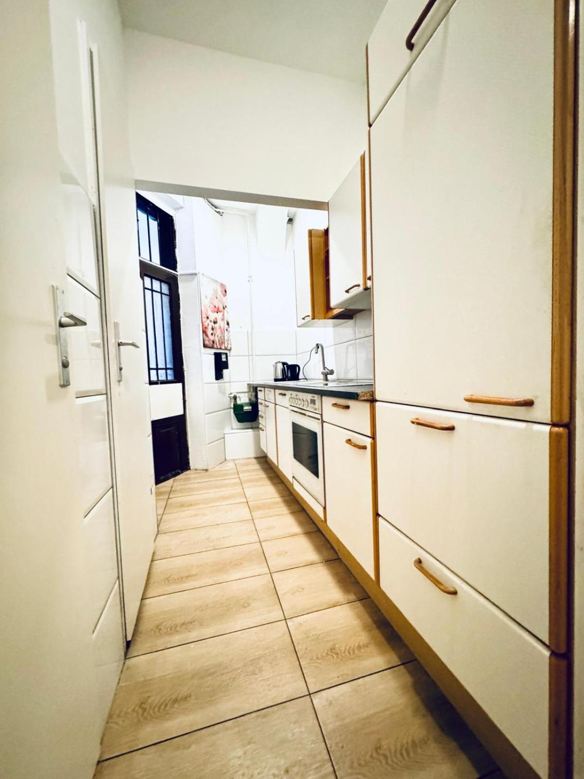 Apartment Elegant 5-br Ideal For Groups & Families *