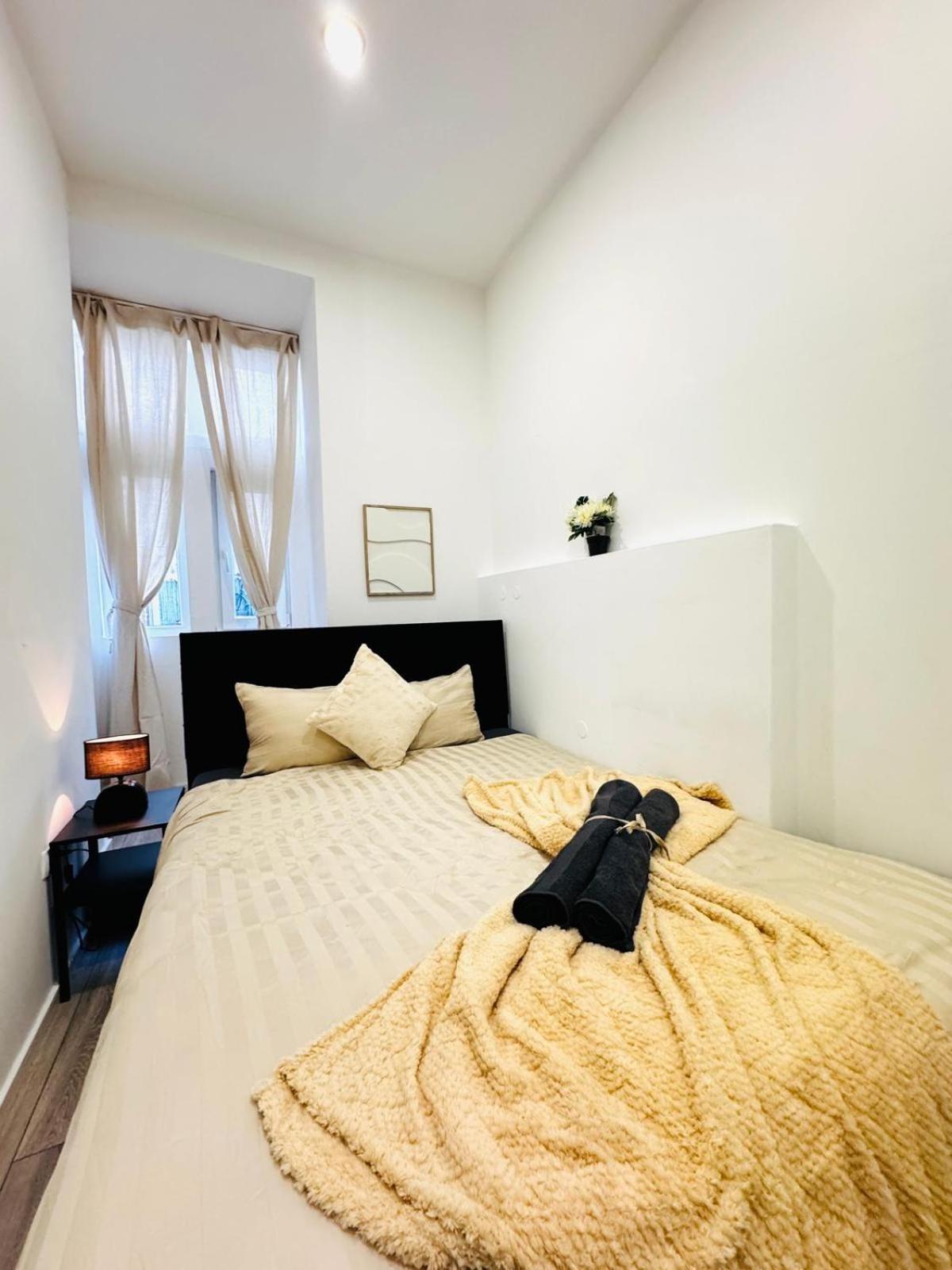 Elegant 5-br Ideal For Groups & Families Apartment
