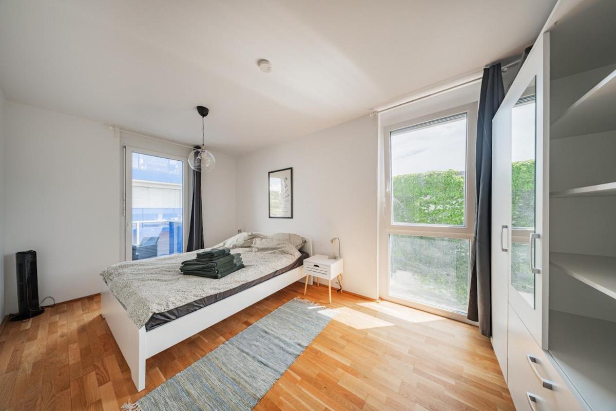 Great - 2 Bedrooms - With Parking Apartment Vienna
