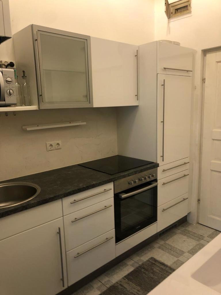 Apartment Guertel Vienna
